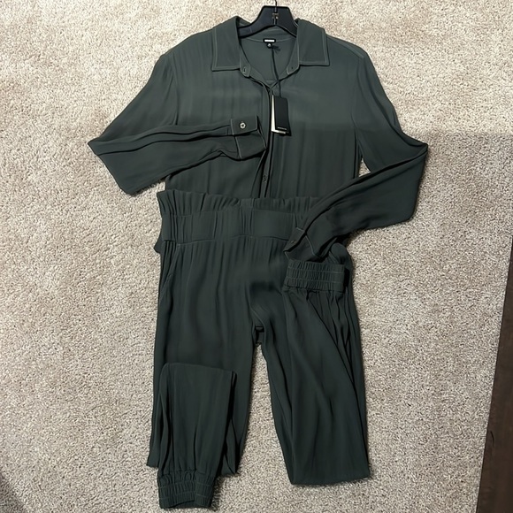 Monrow Crepe Long Sleeve Jumpsuit in Camo - Picture 3 of 6